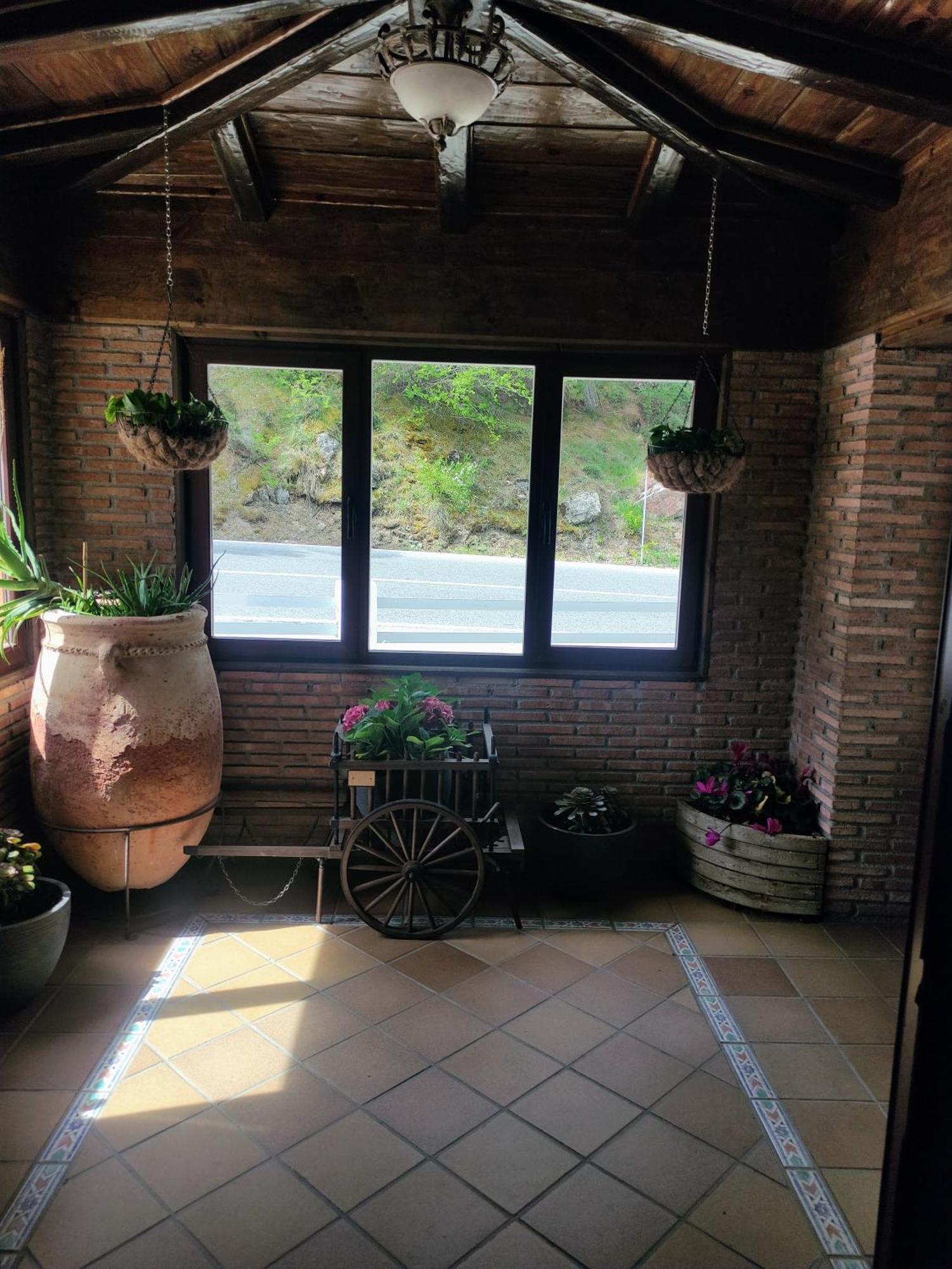 Hotel El Guerra Guejar Sierra Luaran gambar