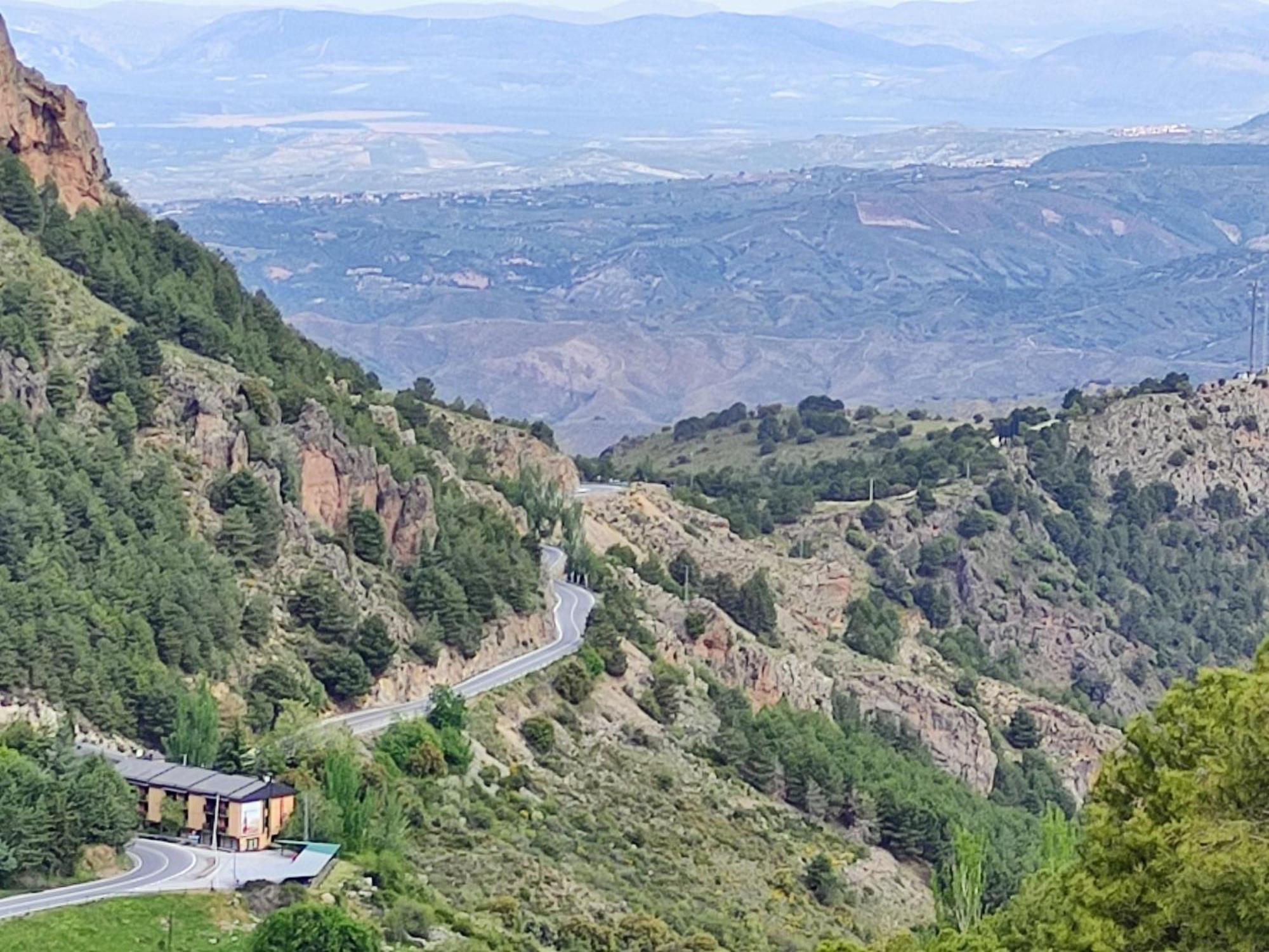Hotel El Guerra Guejar Sierra Luaran gambar