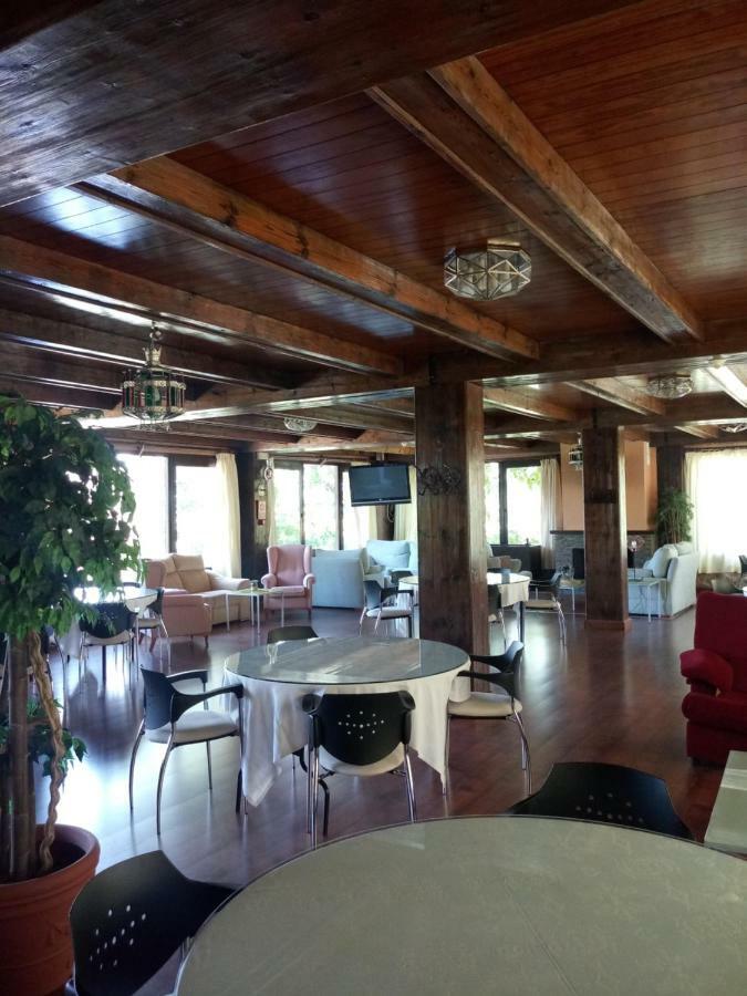Hotel El Guerra Guejar Sierra Luaran gambar